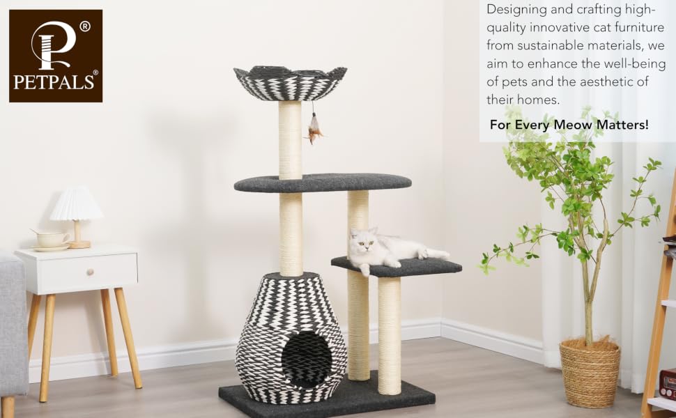 Full body cat tree, Brand name and slogan prFull body cat tree, Brand name and slogan presentesent